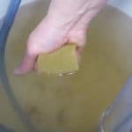 rinse your aquarium sponge in waste tank water